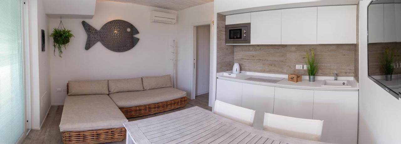 Marina Ponente Aparthotel Lido di Jesolo Exterior foto